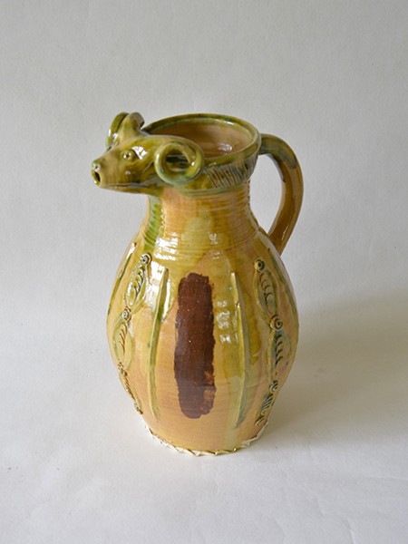 http://www.poteriedesgrandsbois.com/files/gimgs/th-45_AQU007-02-poterie-médiéval-des grands bois-aquamaniles-aquamanile.jpg